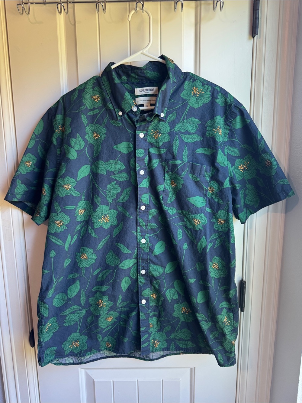 Goodthreads Navy Short-Sleeve Floral Button-Down Shirt